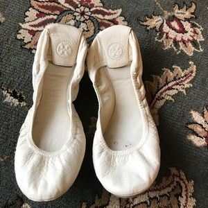 Tory Burch White Ballet Flats Size 9